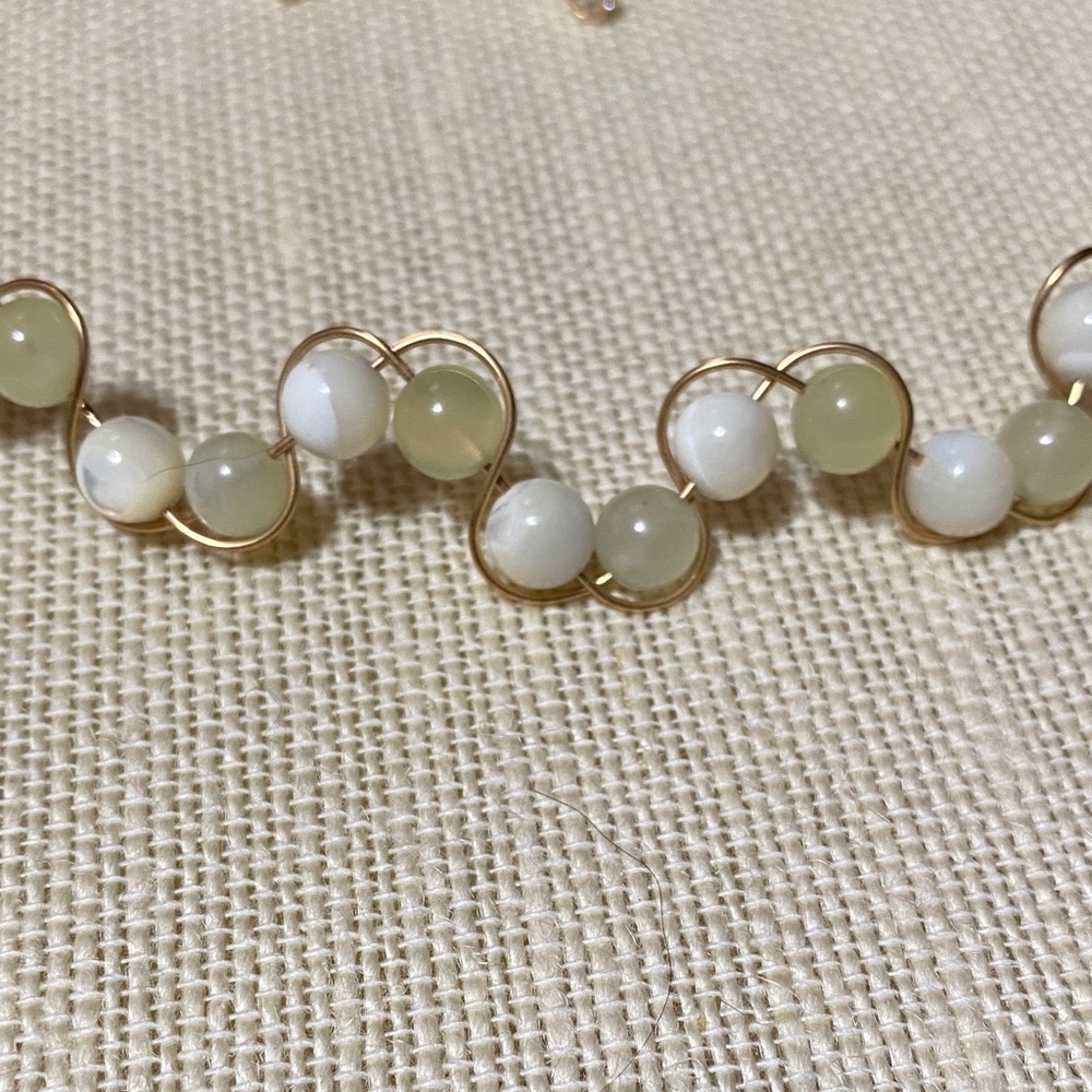 Vintage new jade & cream gemstone Beaded gold filled Necklace and Earring Set - Picture 3 of 16